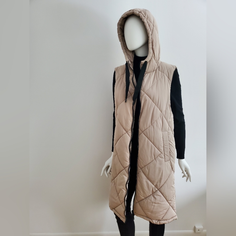 ZARA Sleevles Coat